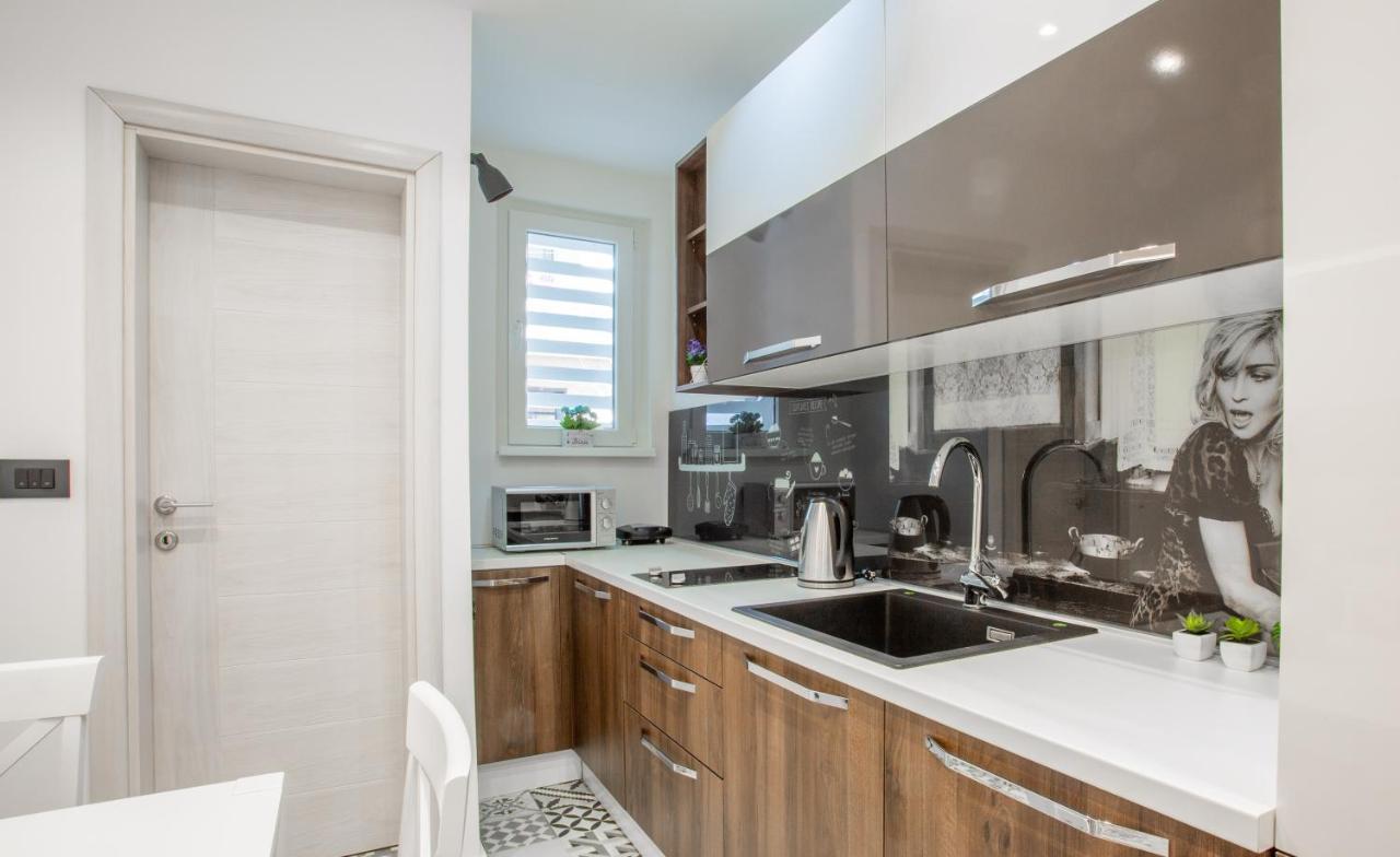 Casablanca Apartment เบลเกรด ภายนอก รูปภาพ